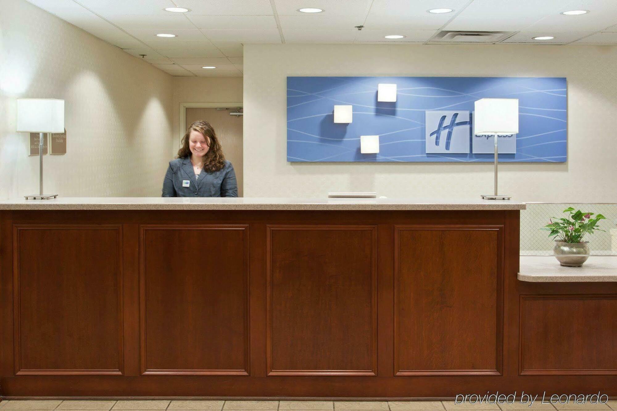 Holiday Inn Express Columbus - Ohio Expo Center By Ihg Екстериор снимка